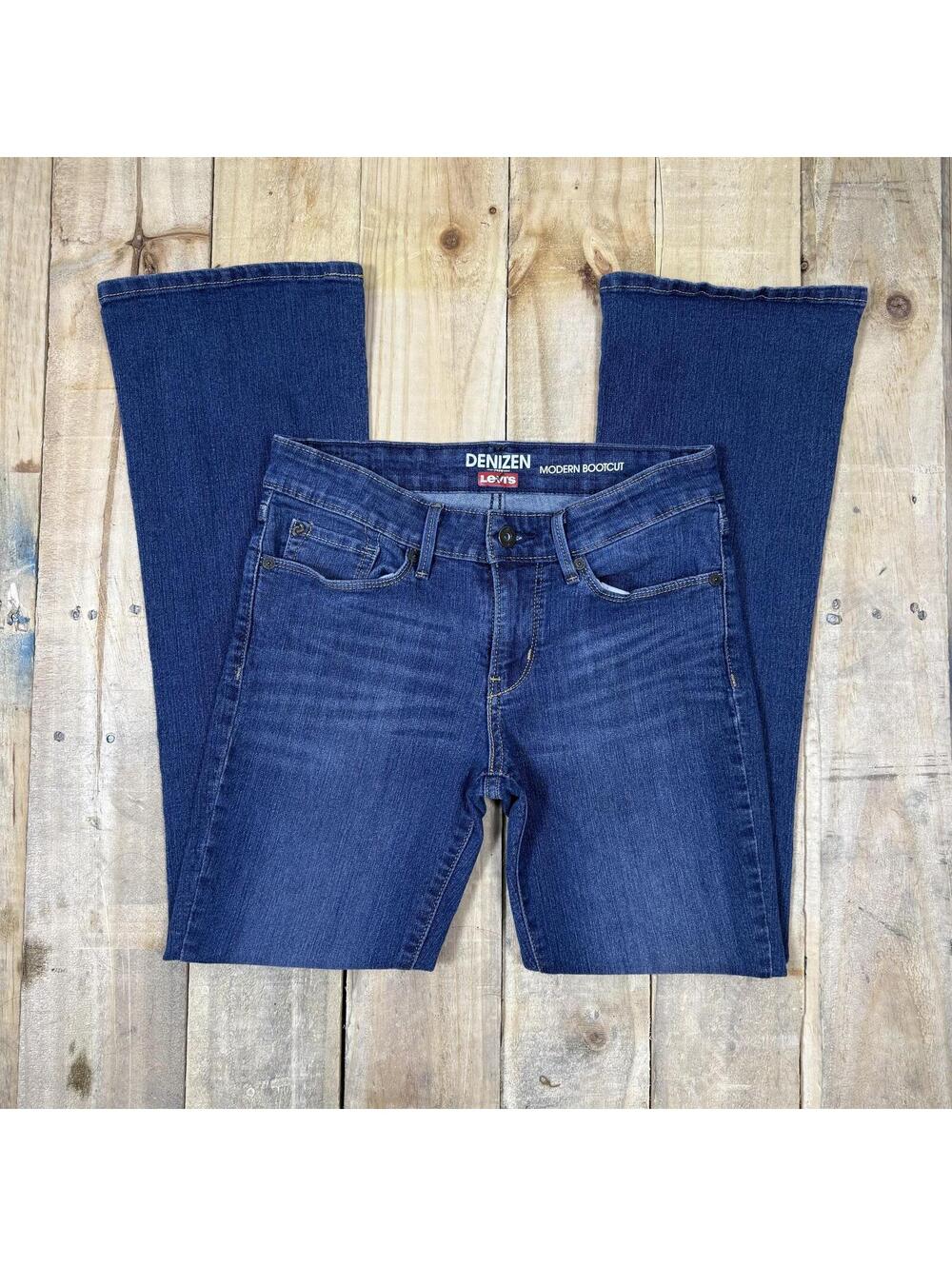Levi’s Modern Bootcut